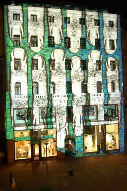 European House in Budapest: light art installation for the 50th anniversary of the signing of the Treaty of Rome: photograph 4 of 23 in the archive's gallery