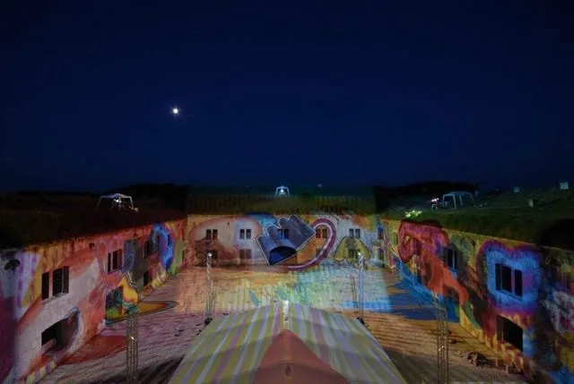 Fort Bathed in Light (Fénybe borult erőd), Komárom, June 2006: photograph 11 of 19 in the archive's gallery