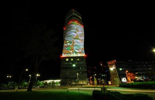 Light Art Installation Demo, Vienna International Airport (VIE): photograph 25 of 37 in the archive's gallery