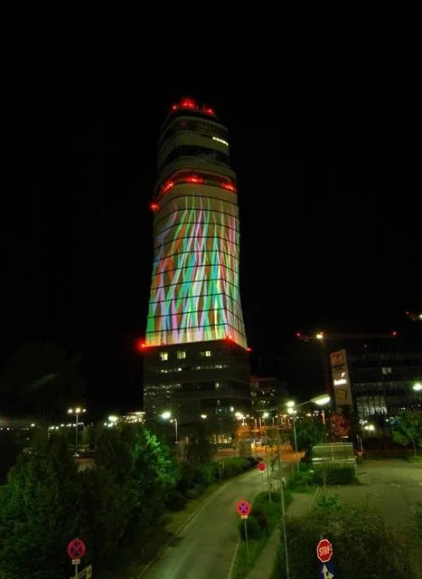 Light Art Installation Demo, Vienna International Airport (VIE): photograph 18 of 37 in the archive's gallery